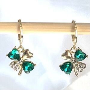 ATN  Gold Vermeil 4 Leaf hearts & zircon Gems